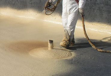 What are the benefits to spray foam roofing in Riverside?